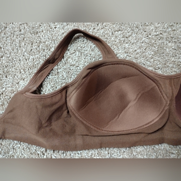 TrueKind Shaping Seamless Brown Bra NWOT - Picture 9 of 12